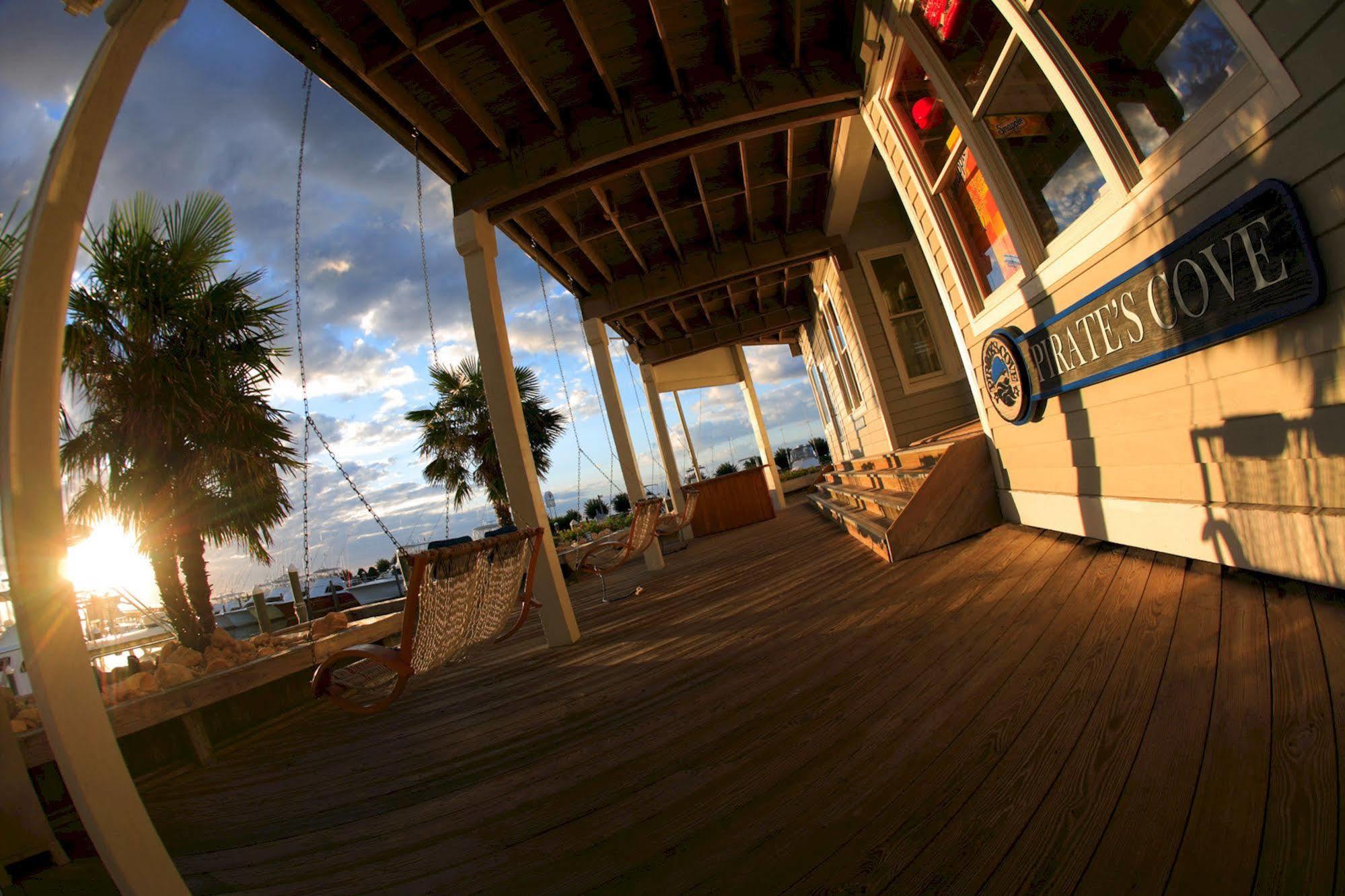 Pirate'S Cove Resort Condos Manteo Exterior photo